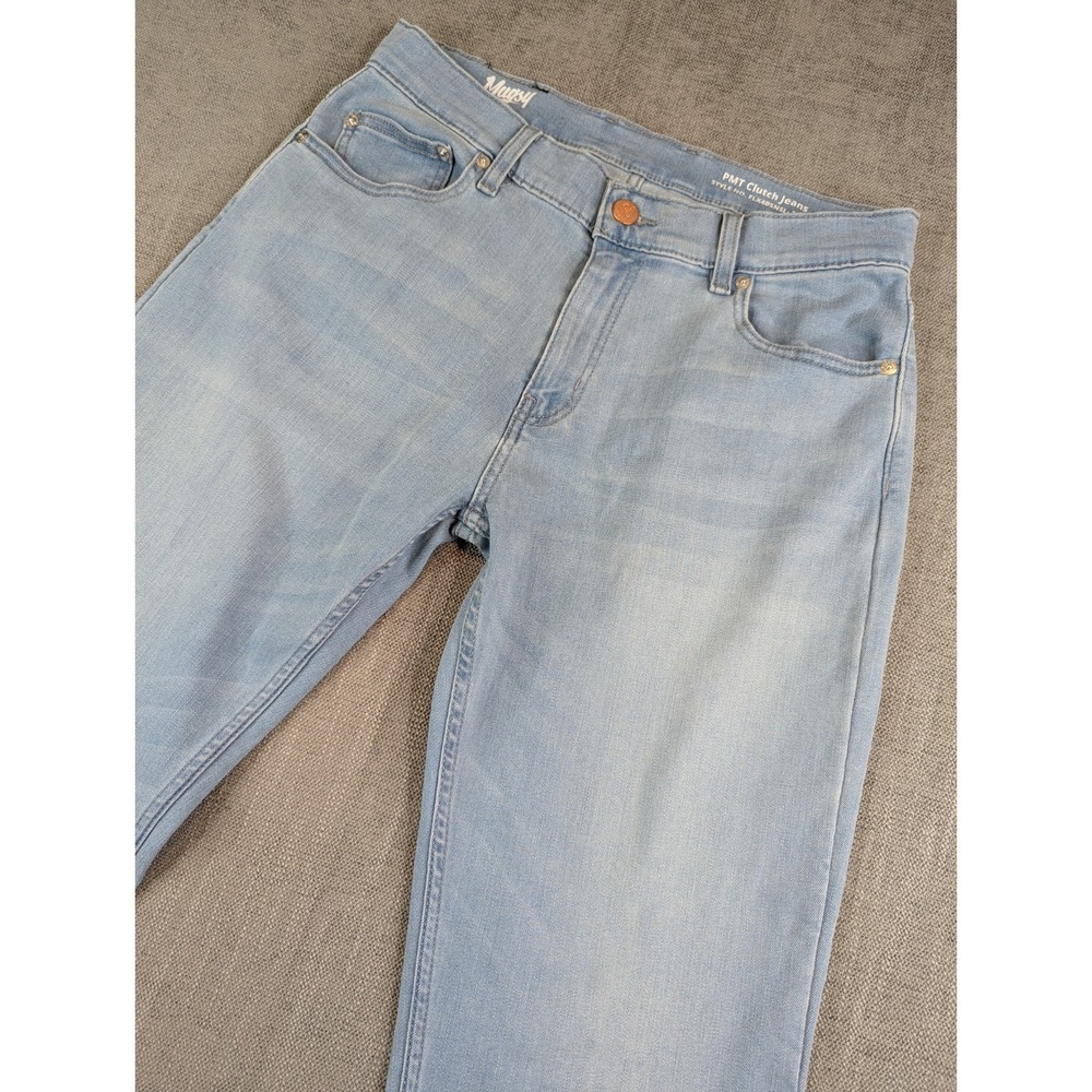 Mugsy Jeans Men 33x34 Blue PMT Clutch Stretch Light Wash Comfort Fit Denim Pants